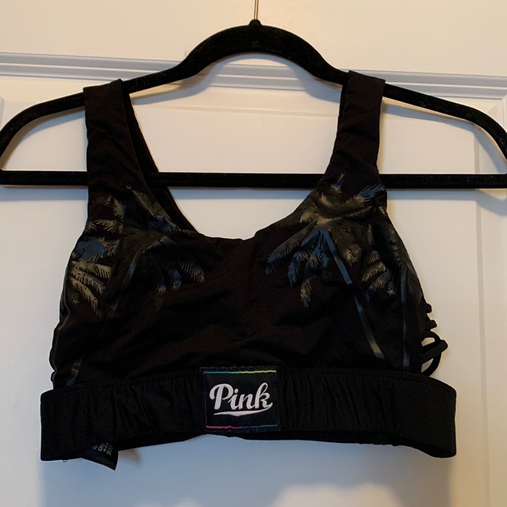 VS pink sports bra
